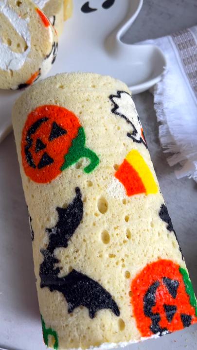 Halloween Swiss Roll Experience - Baking Classes Southfield Michigan | Cake Crumbs - swiss2